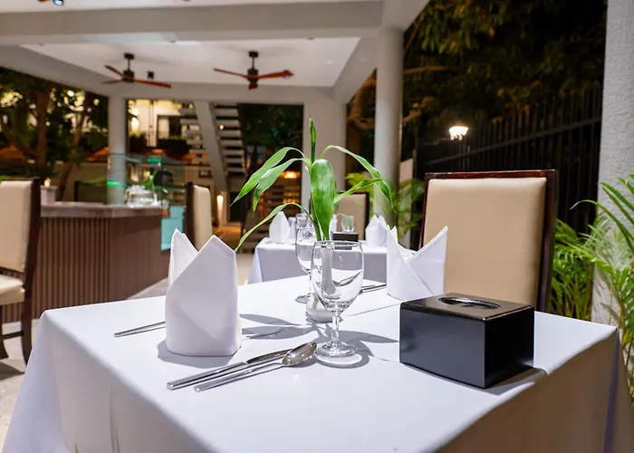 The Sears Hotel 4*
